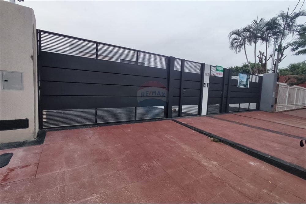 Chalet a estrenar en San Lorenzo — foto 4