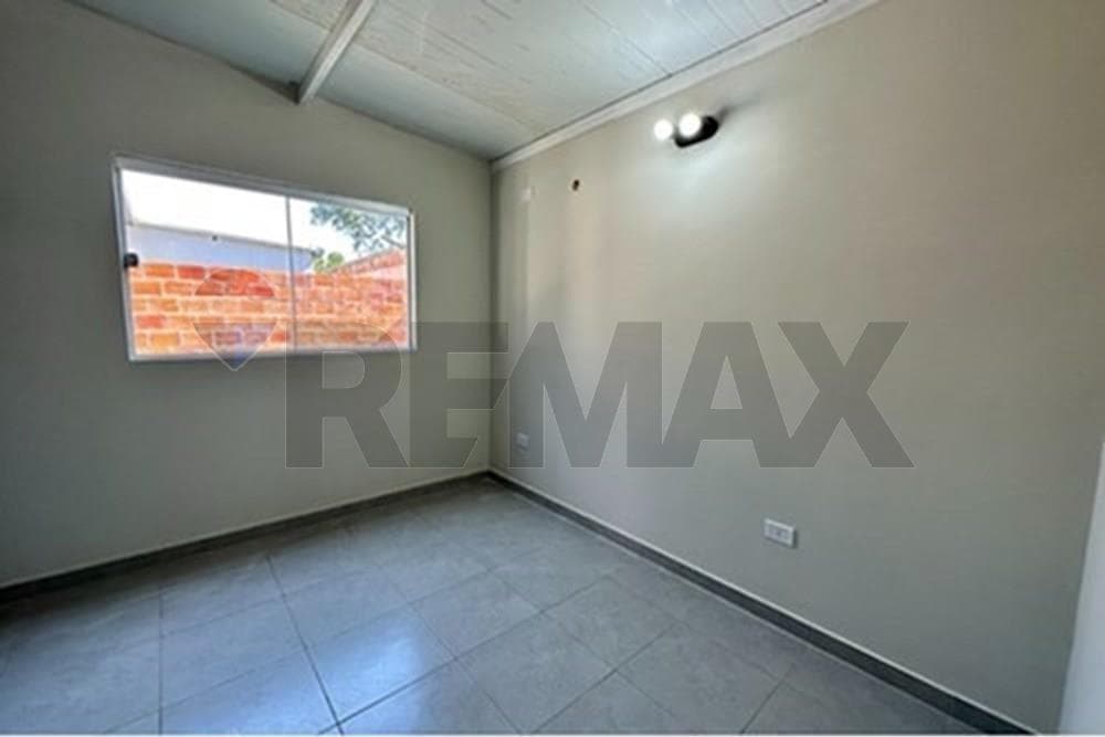 Casa - Venta - Luque, Paraguay, foto 3