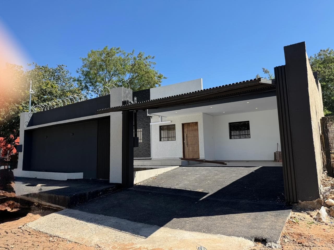 Casa Amoblada En Fernando de la Mora Zona Norte, foto 2