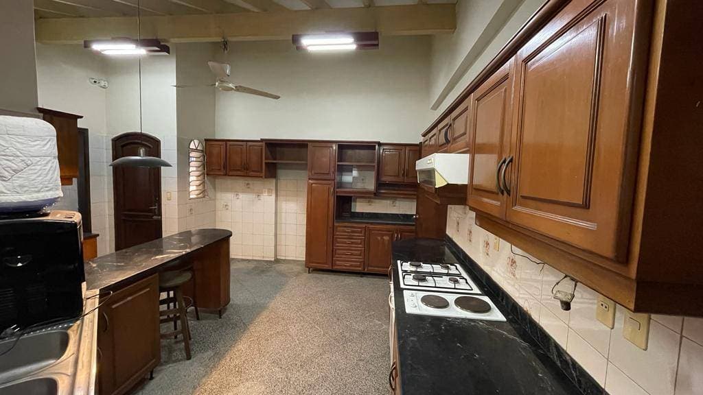 de casa en barrio Villa Morra — foto 4