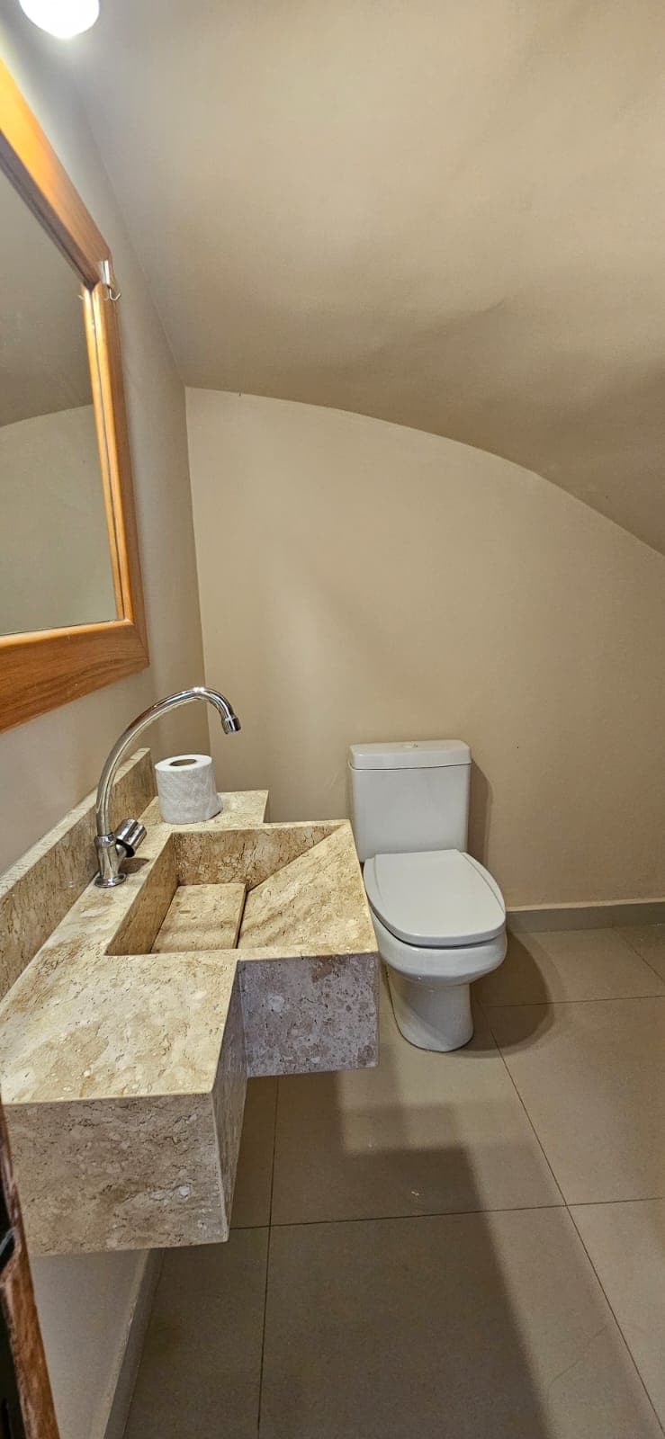 En alquiler amplio dúplex c/ quincho – fdo de la mora zona norte, foto 3