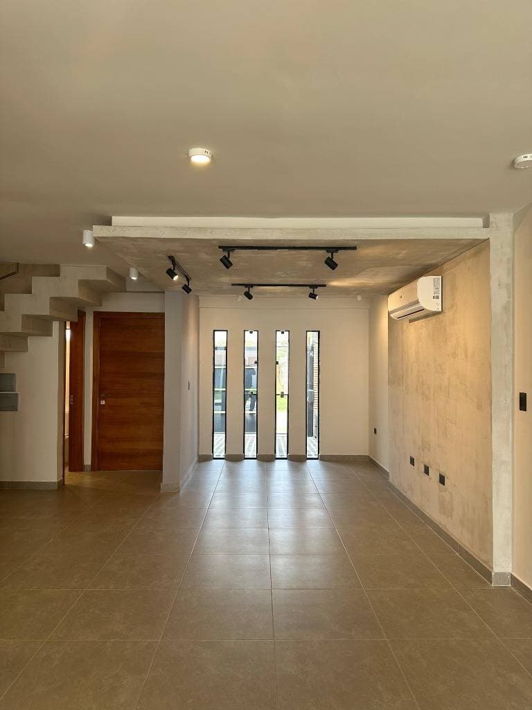 Alquilo duplex zona rakiura