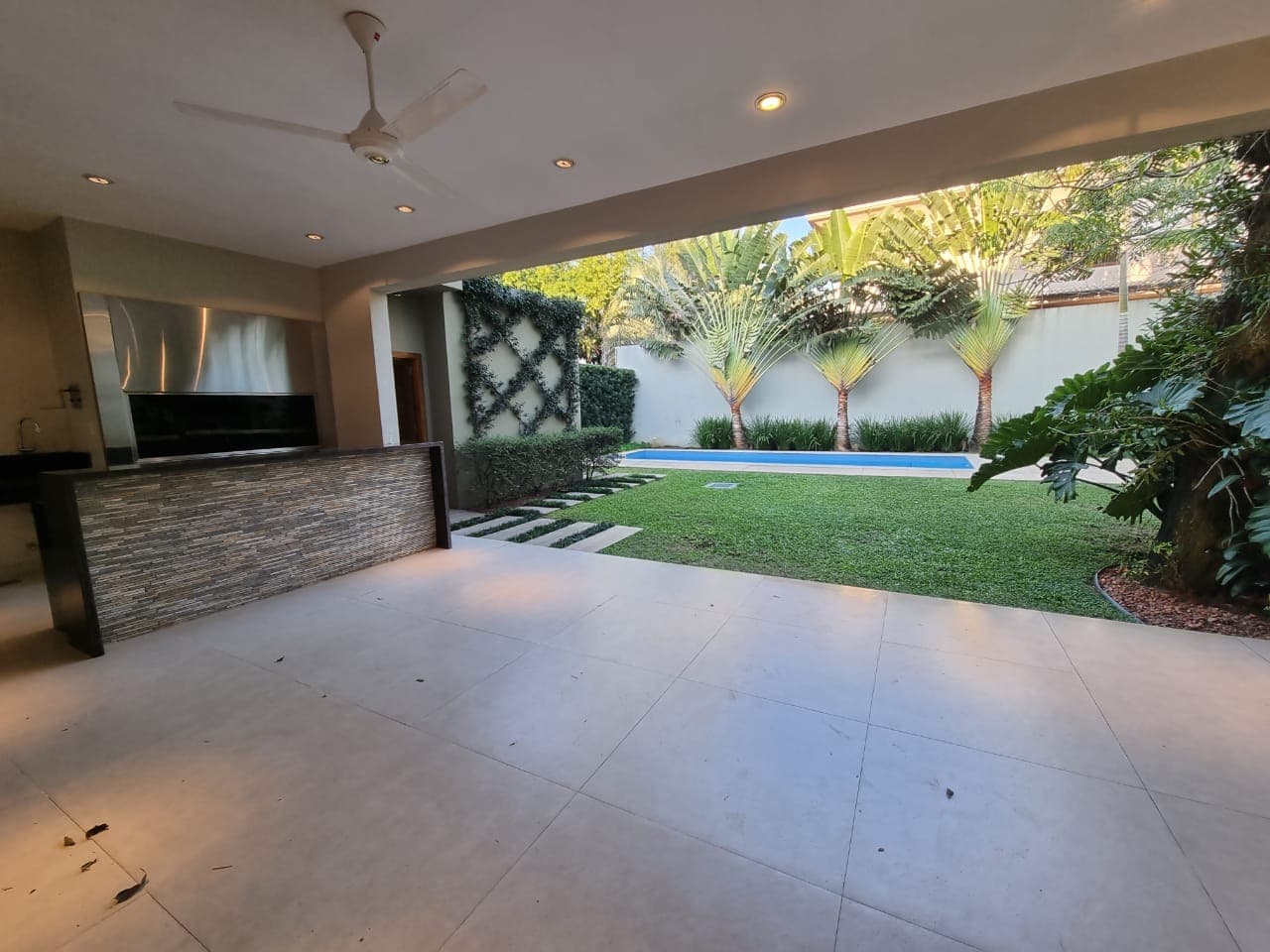 Importante Residencia En Condominio, foto 3