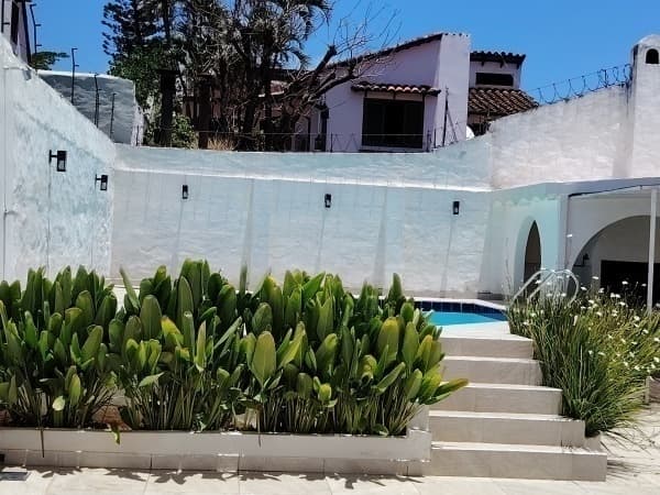Los laureles! Importante residencia en alquiler, foto 4