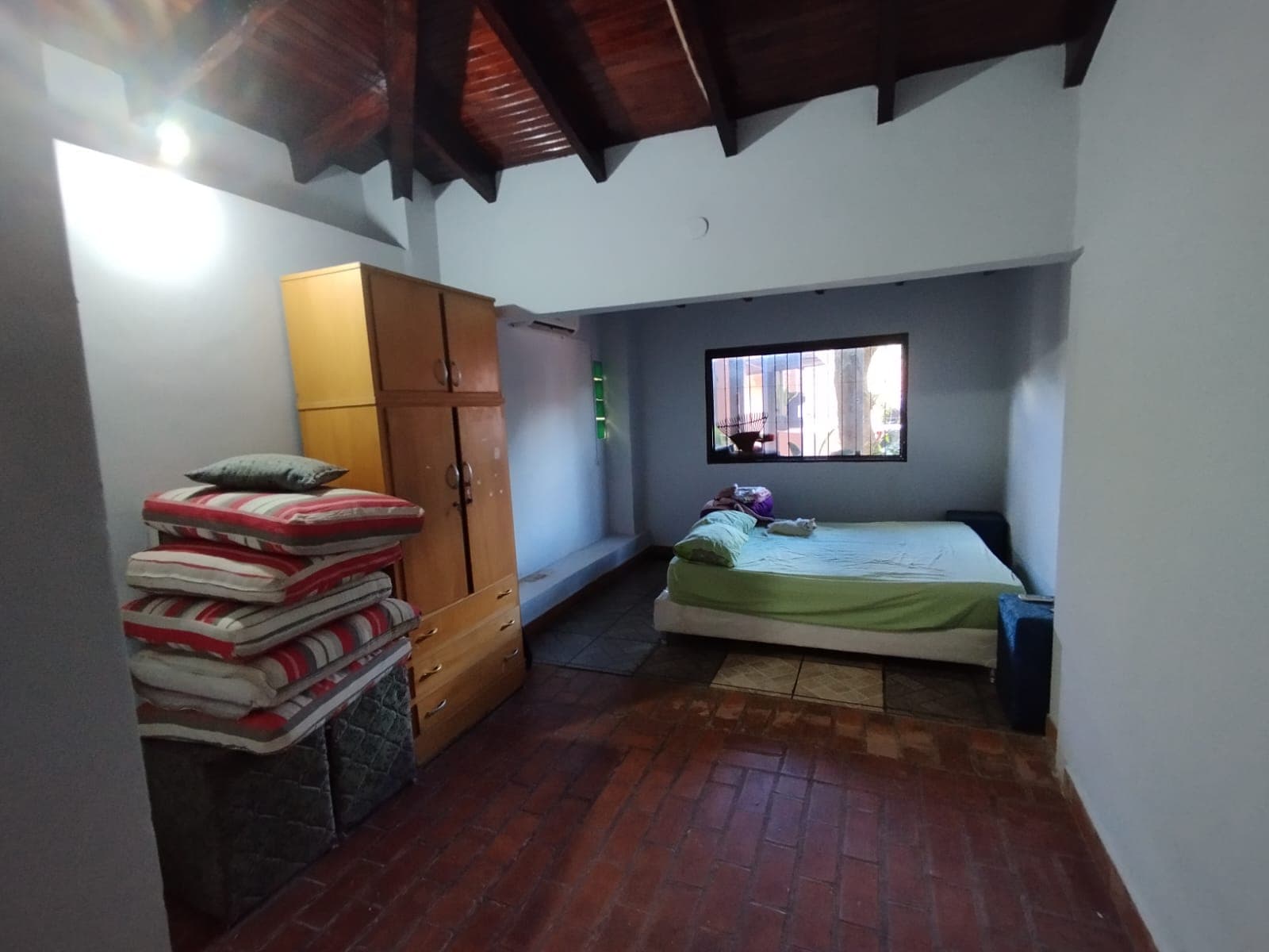 Amplia casa en itaugua, foto 4