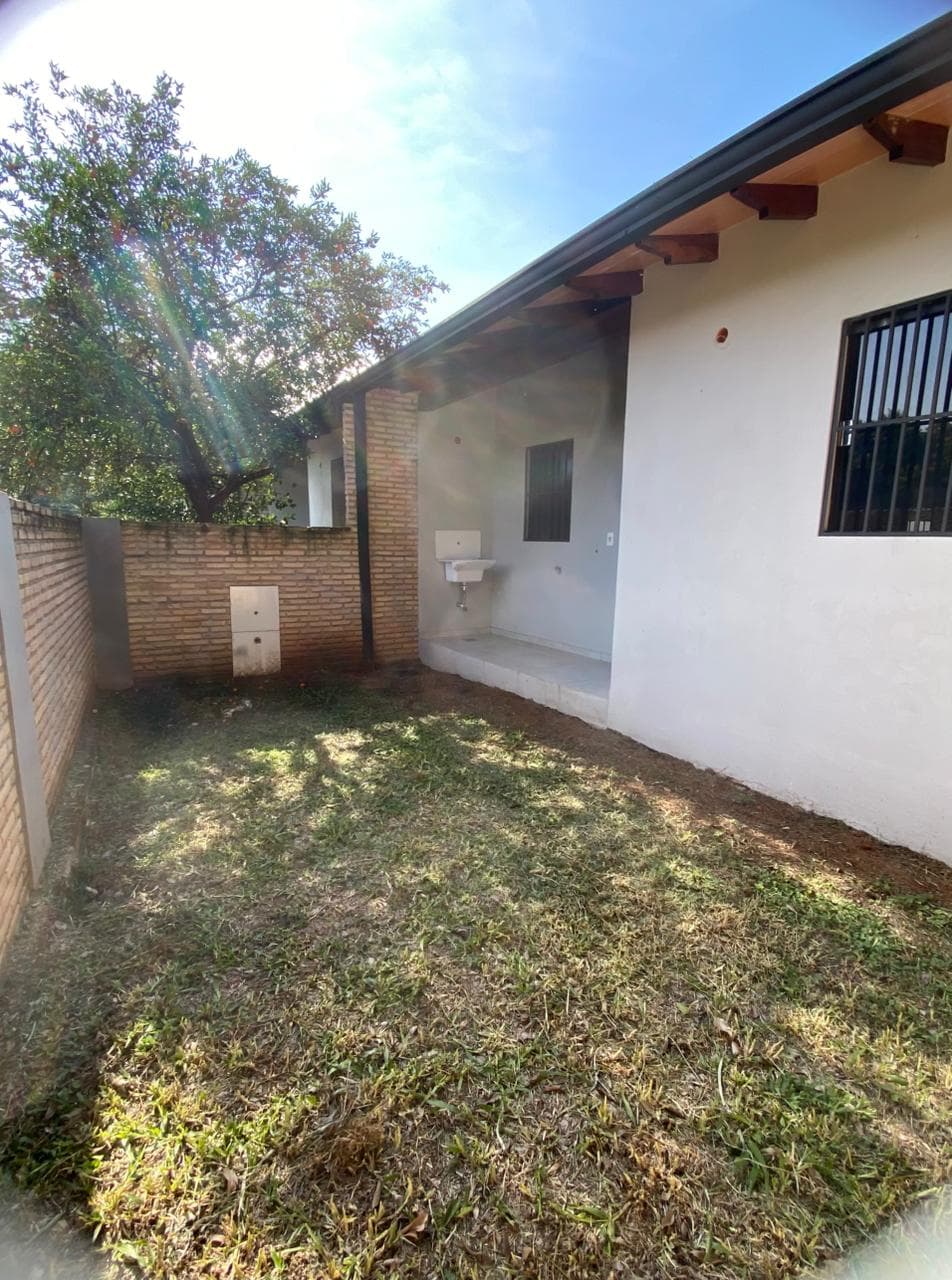 Casa a estrenar de 2 habitaciónes en esquina Ñemby pa’i ñu, foto 4