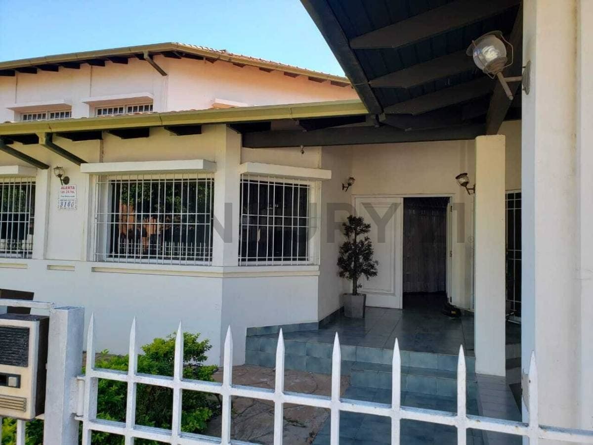 de Casa en Herrera, Asunción, foto 4
