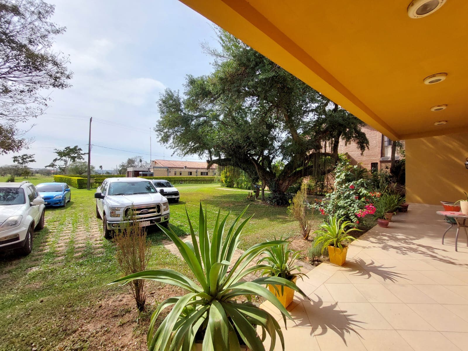 Amplia casa de 2 plantas en carlos franco country golf club‼️ c-1149, foto 2
