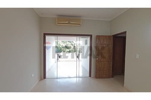 De departamento, lambare, foto 3