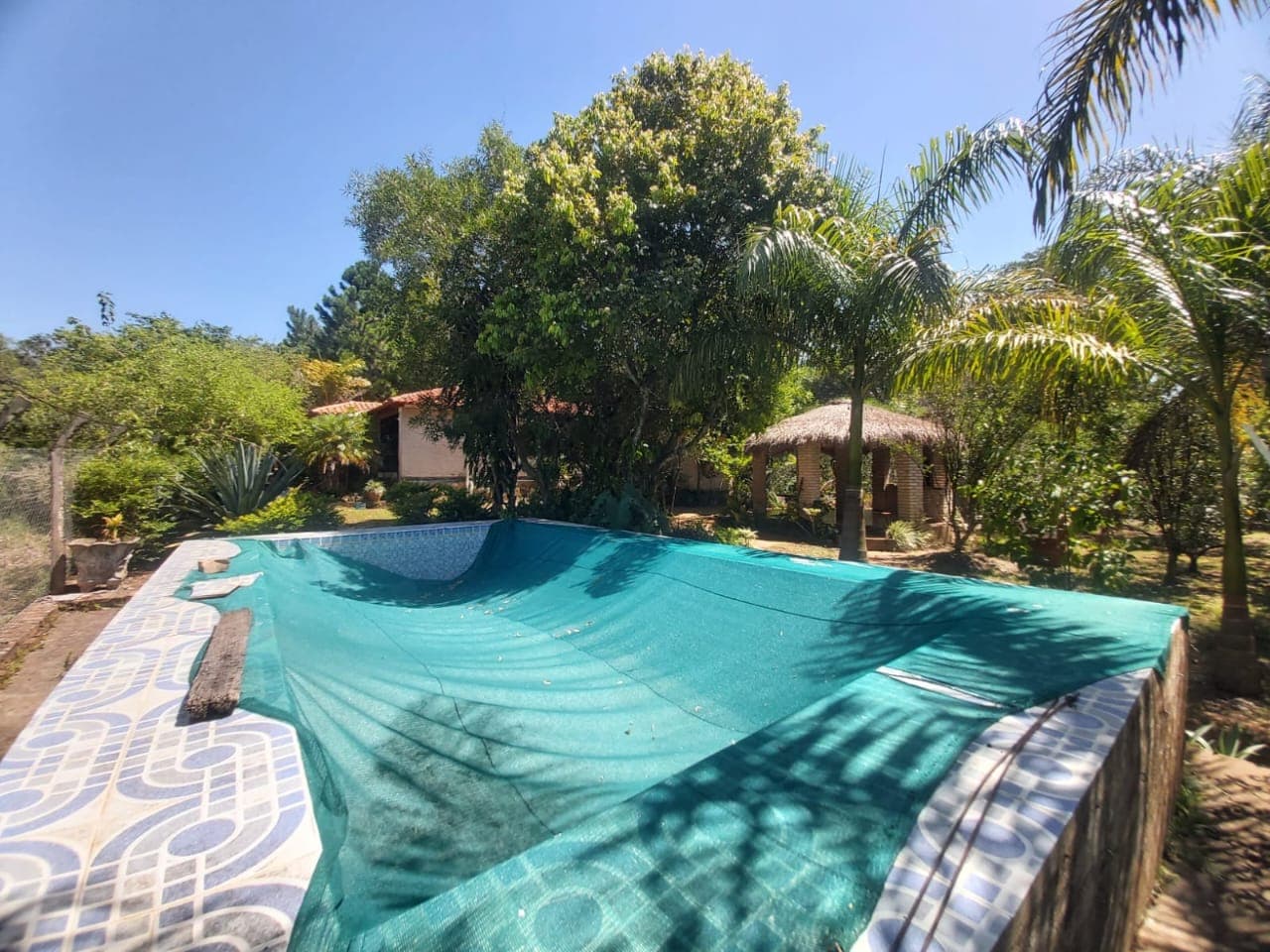 Casa quinta en jardines de piraretá, foto 1