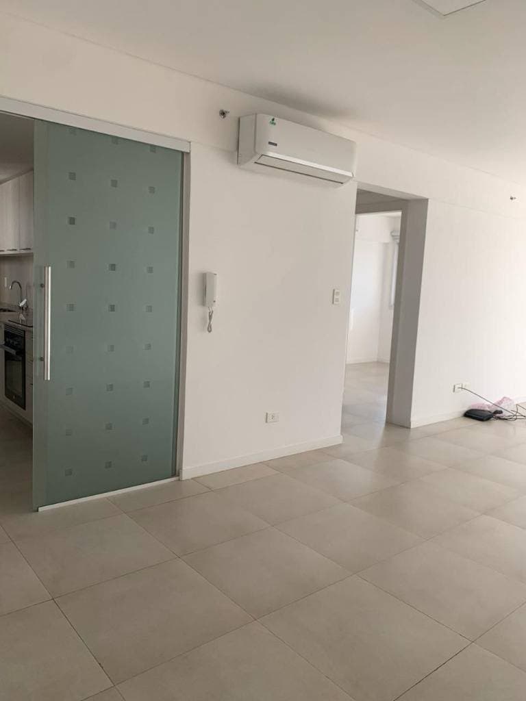departamento de 2 habitaciones y 2 cocheras Las Mercedes, foto 4