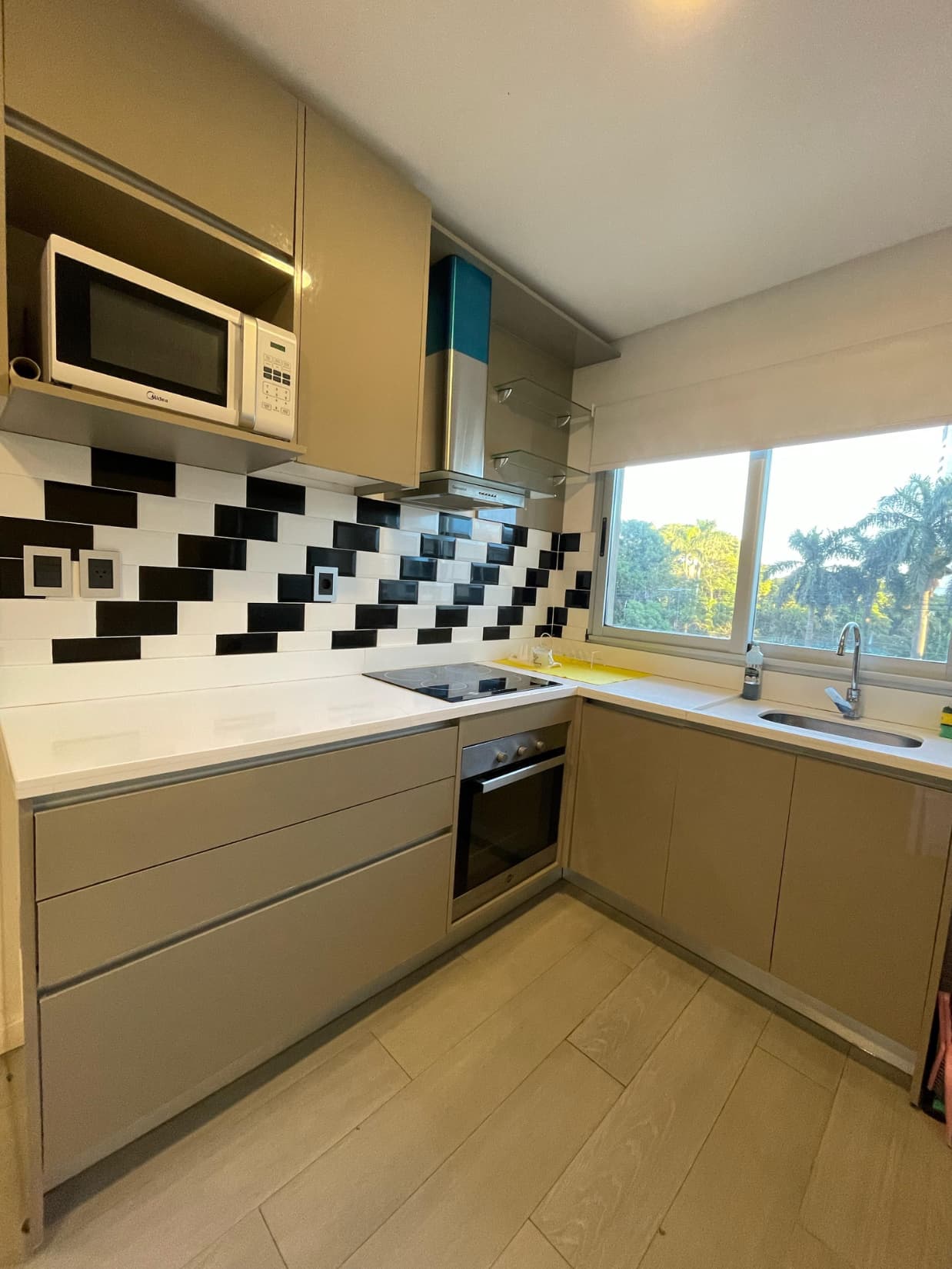 Avda. Santísima Trinidad en alquiler departamento de 1 dormitorio amoblado, foto 4
