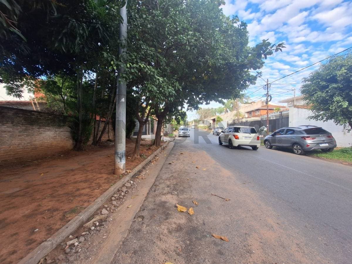 de Terreno en Los Laureles, Asunción — foto 2