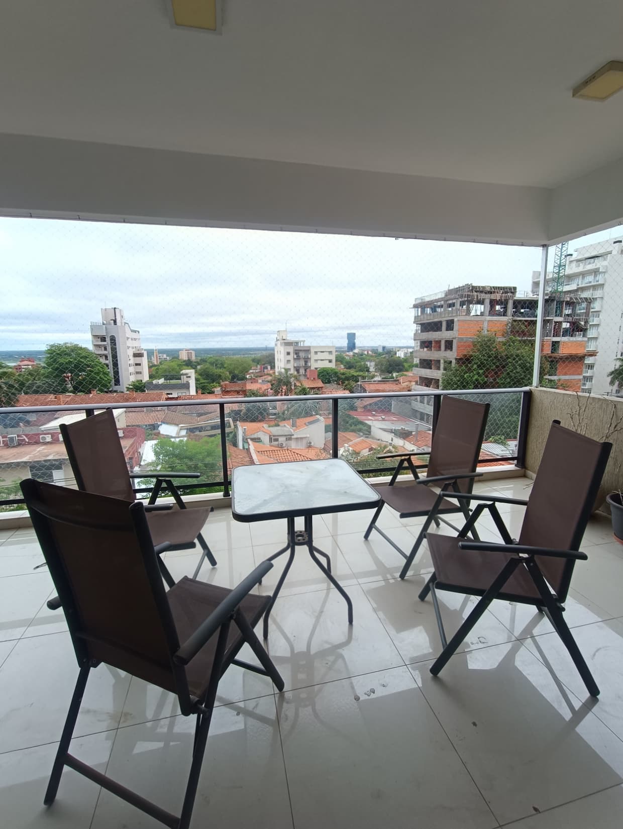 Departamento amoblado en Las Mercedes — foto 3