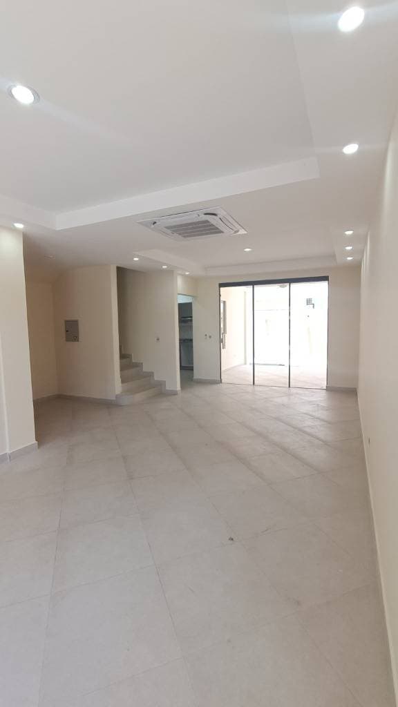 Duplex en Fernando de la Mora zona sur — foto 3