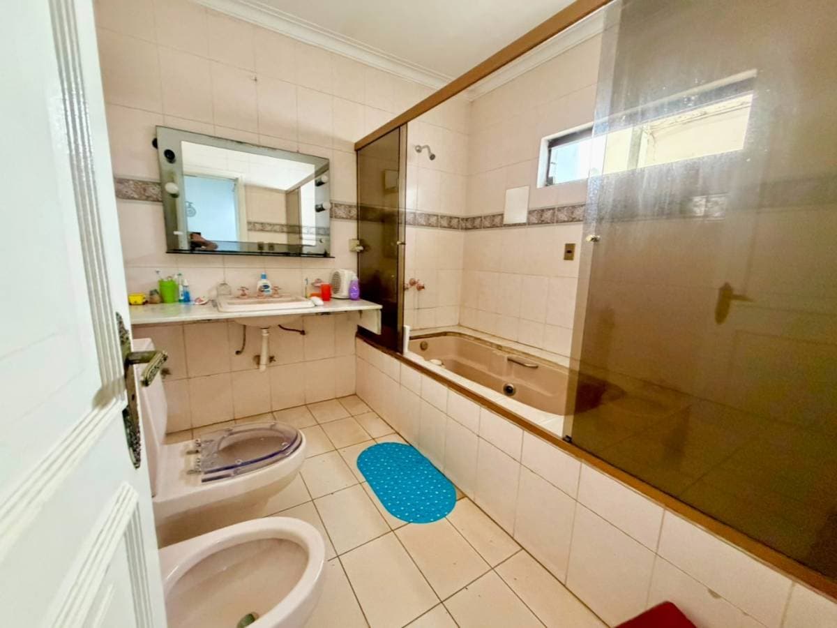 | Propiedad de gran escala en esquina – Barrio San Cristóbal, foto 3
