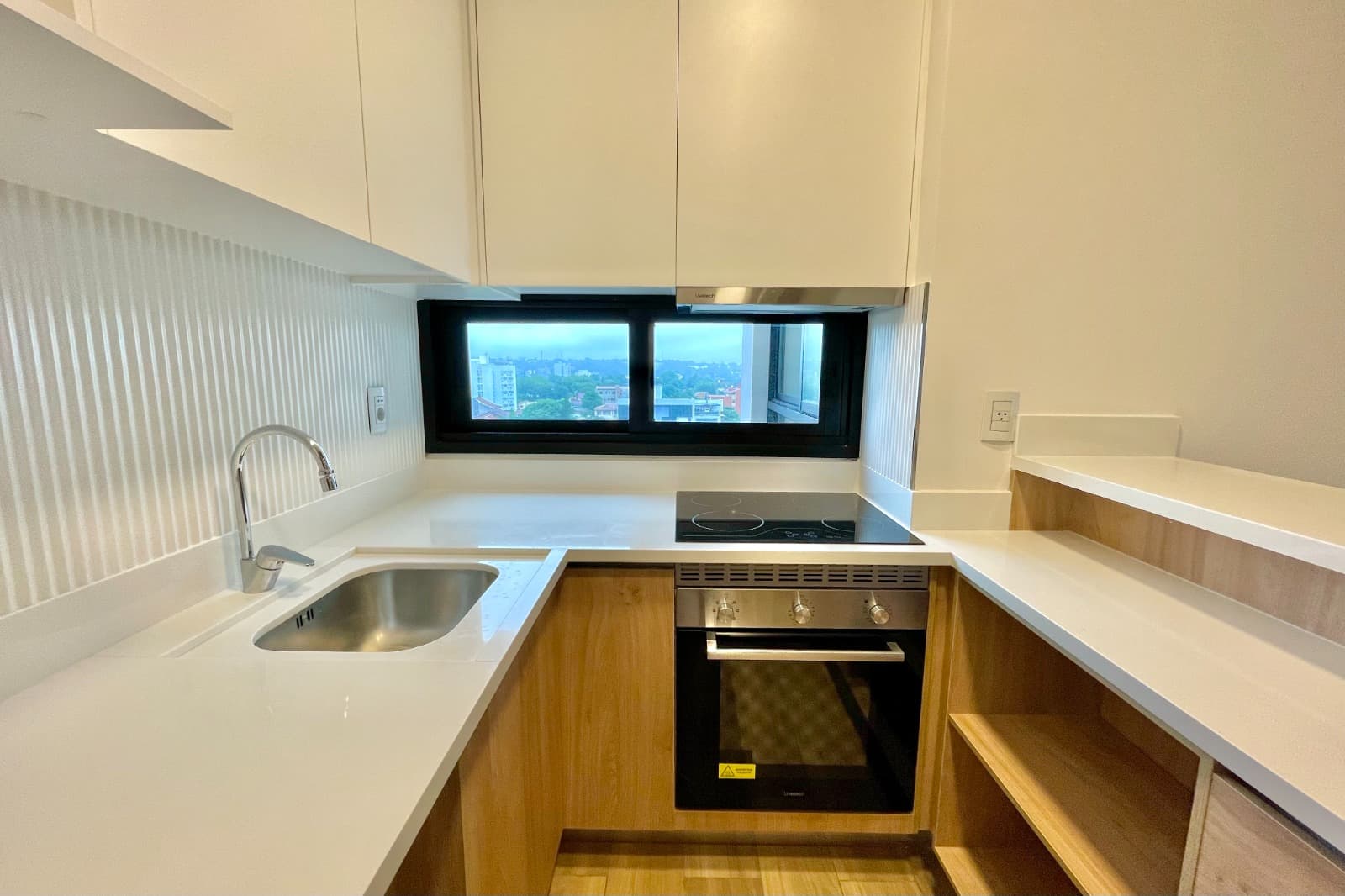 En alquiler departamentos en el Edificio We Villa Morra — foto 1