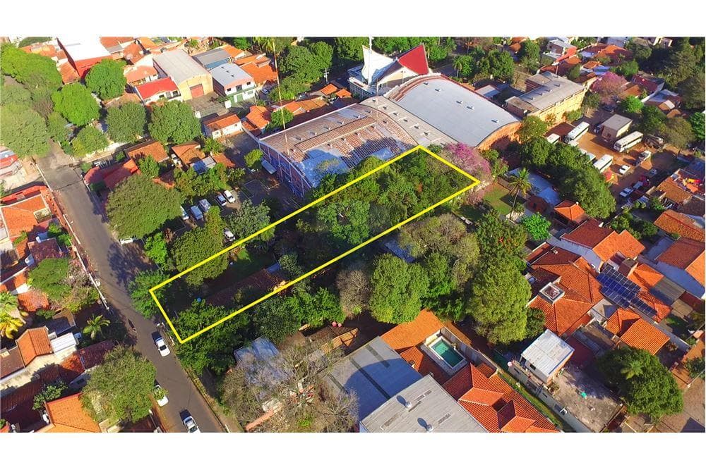 Terreno de 1600m2 en barrio pettirossi, foto 4