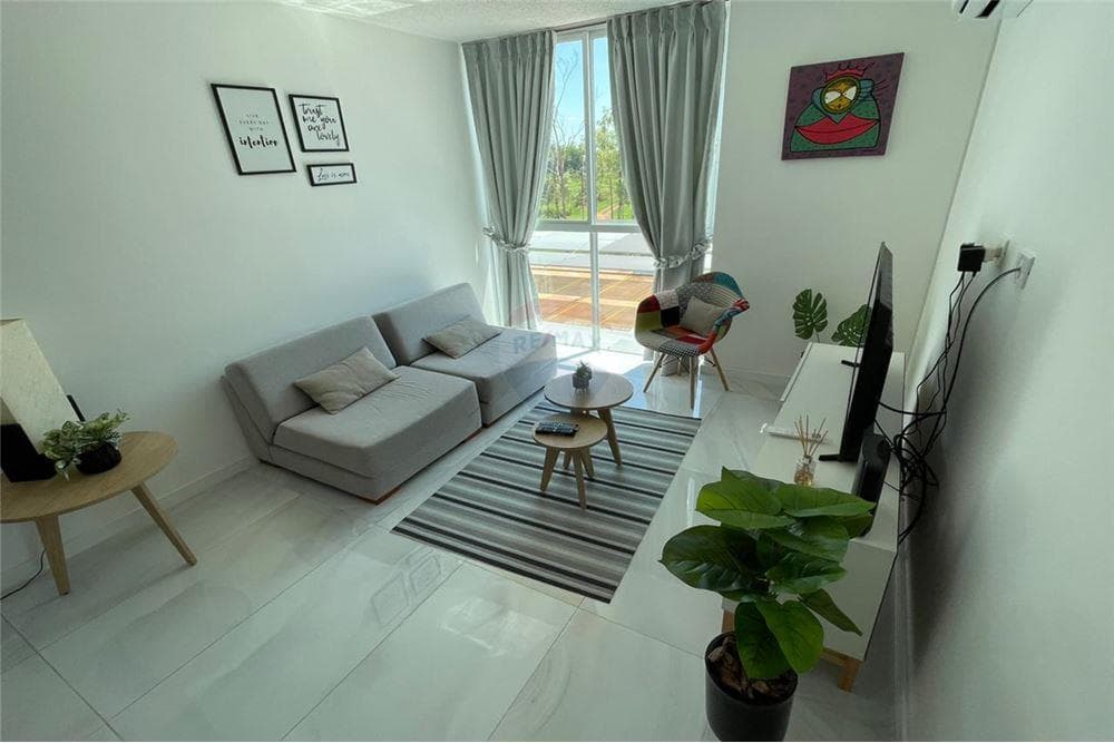Departamento amoblado de 1 dormitorio con cochera