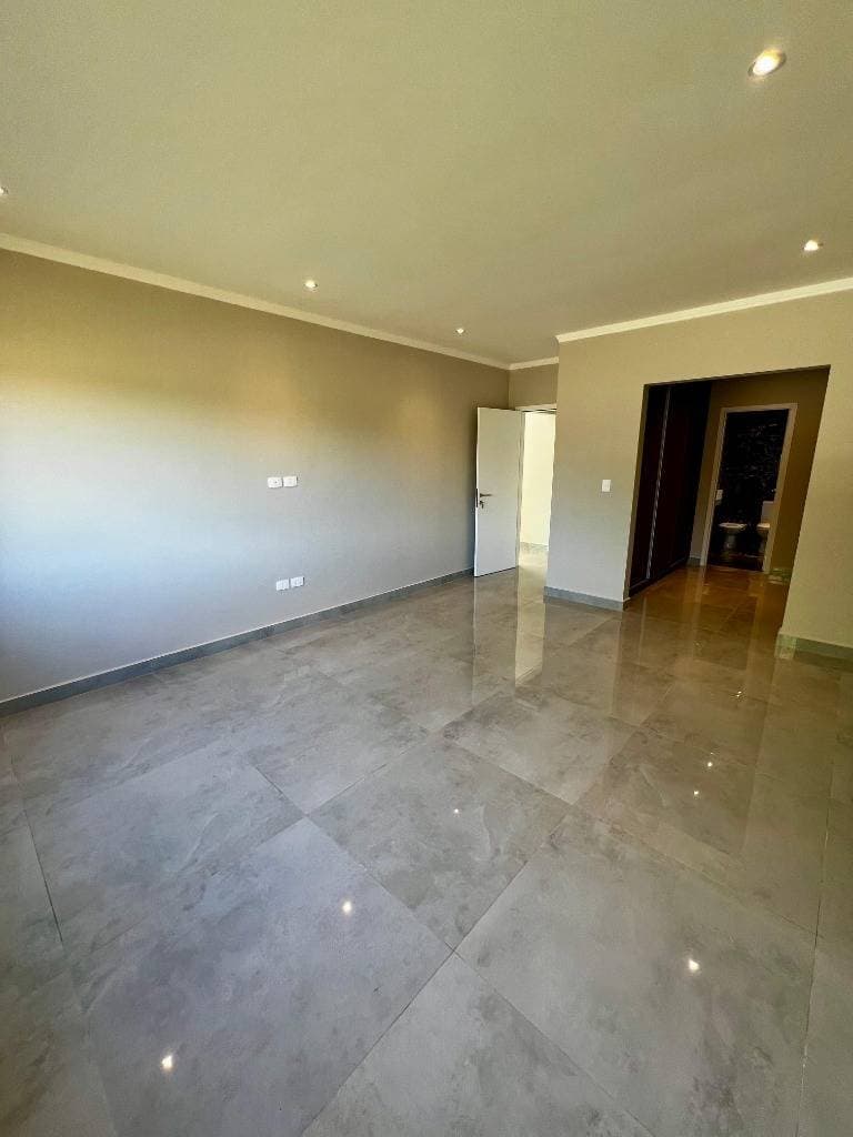 Residencia minimalista a estrenar en el barrio cerrado surubi´i, foto 5