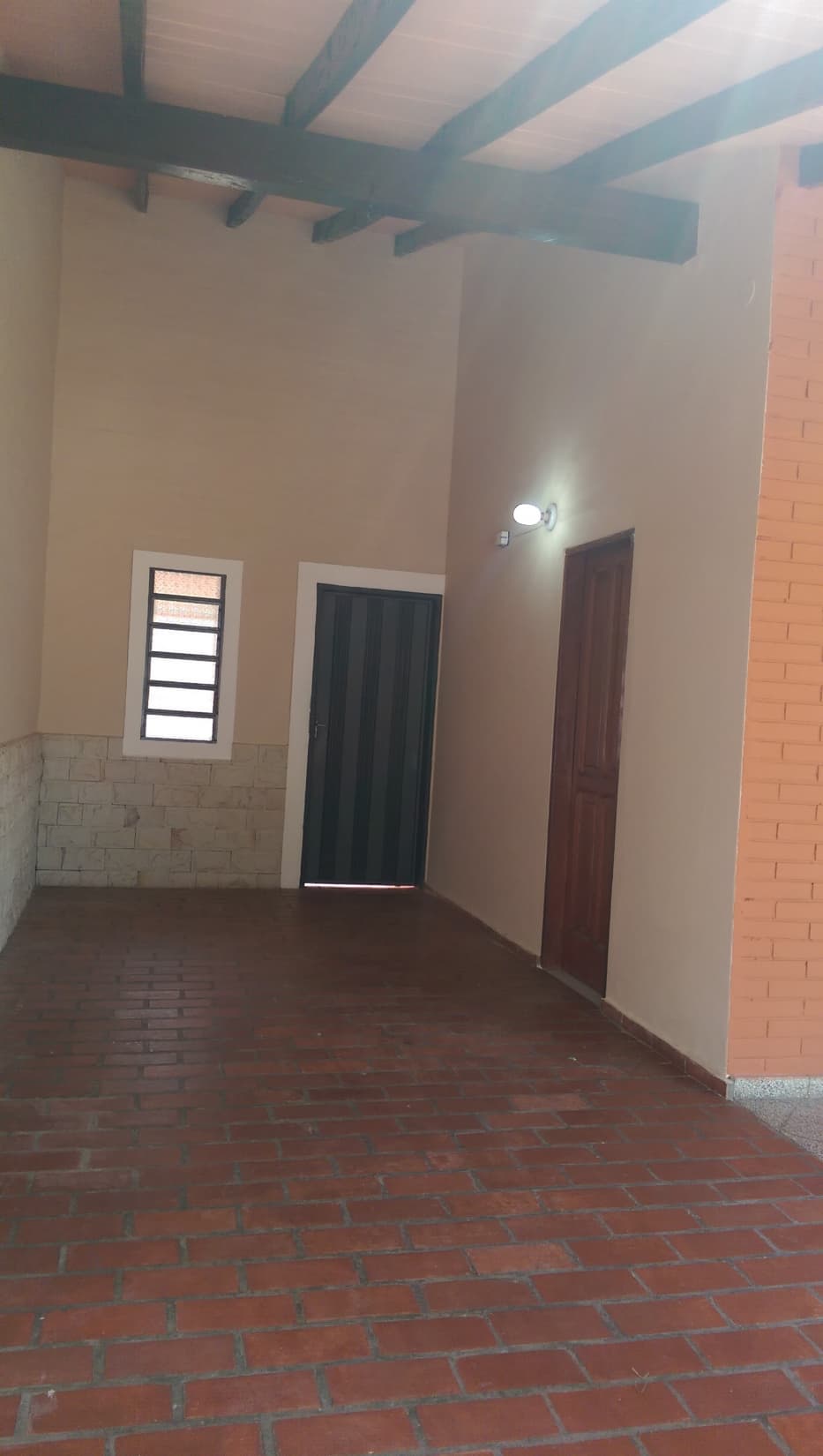 Residencia en barrio obrero — foto 2
