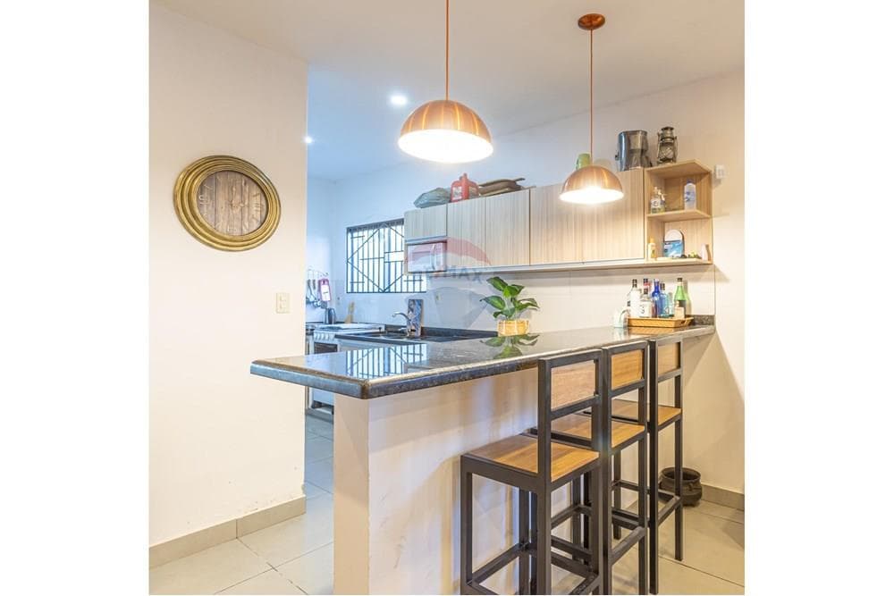 Residencia - Venta - San Bernardino, Paraguay, foto 5