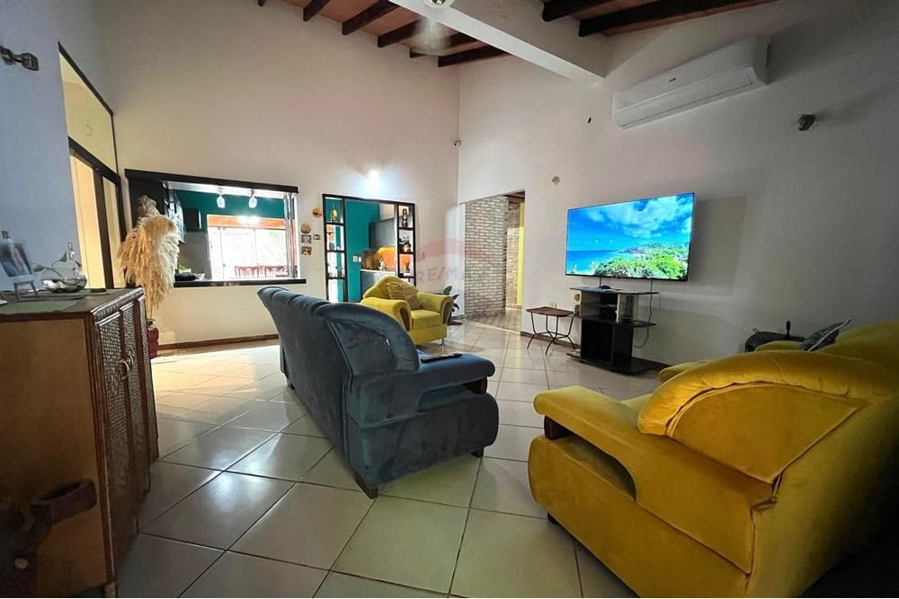 Casa - Venta - Paraguay Central Luque, bellísimo hogar para tu futuro!, foto 3