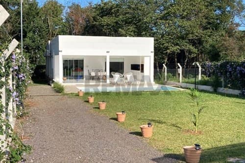 Casa-Venta-PY Cordillera Altos, foto 1