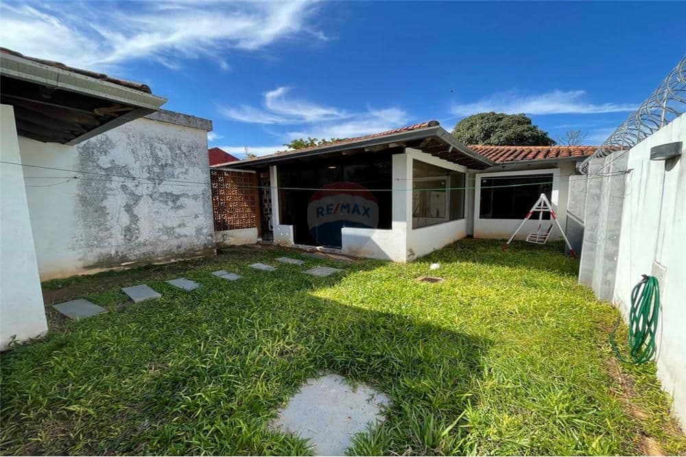 Amplia casa en asuncion barrio villa aurelia, foto 3