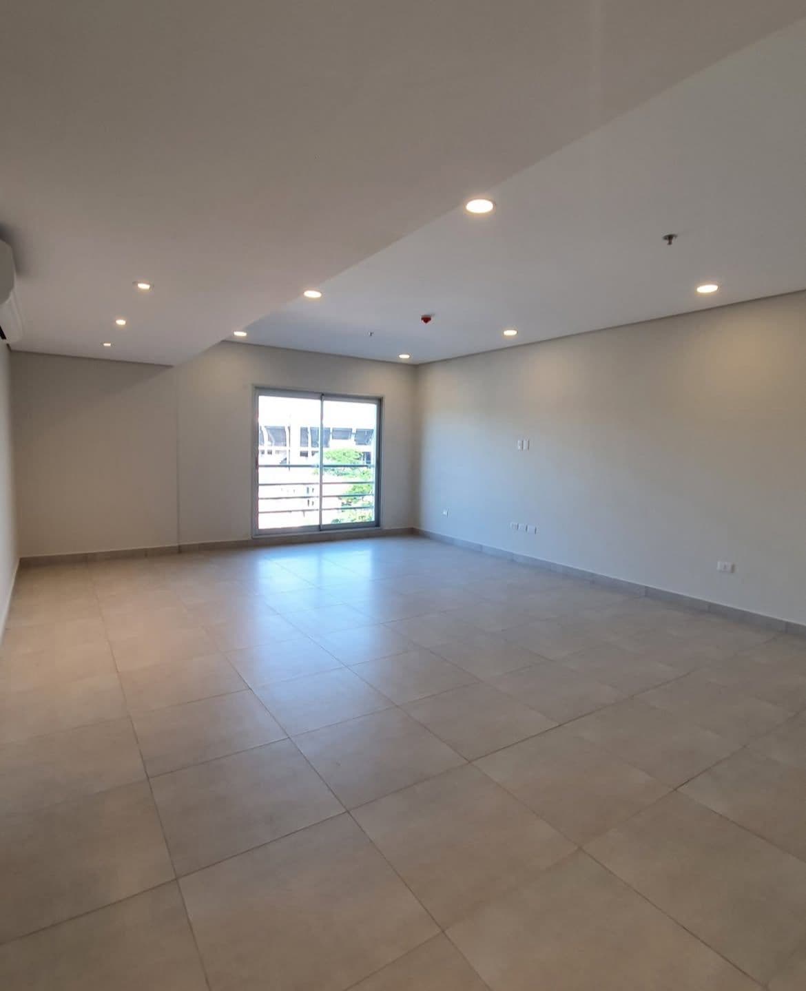 Departamento De 2 Dormitorios En Sajonia — foto principal