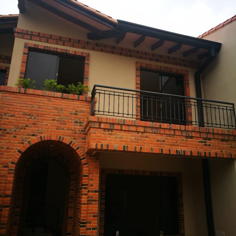 Vendo Dúplex en Laguna Grande