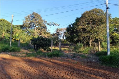 Vendo terreno en alto parana
