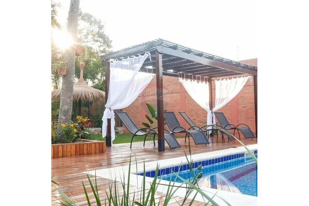 Hermosa casa quinta boutique en aregua, foto 3