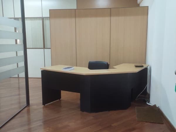 De oficina amoblada corporativa sobre av. Boggiani | Asunción, foto 2