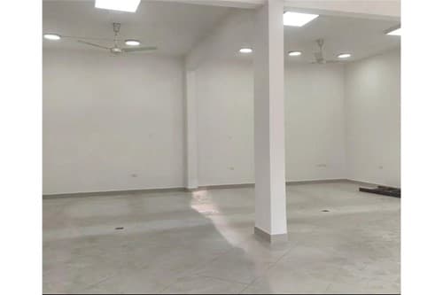 Salon comercial, foto 3
