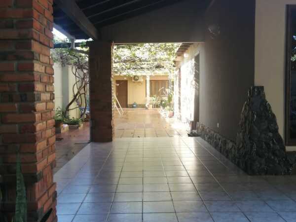 Casa en Fernando de la Mora zona sur — foto 3