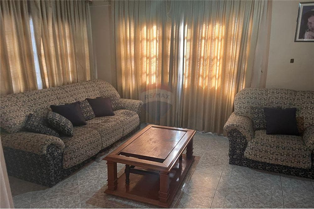 Casa a refaccionar en barrio hipodromo, foto 2