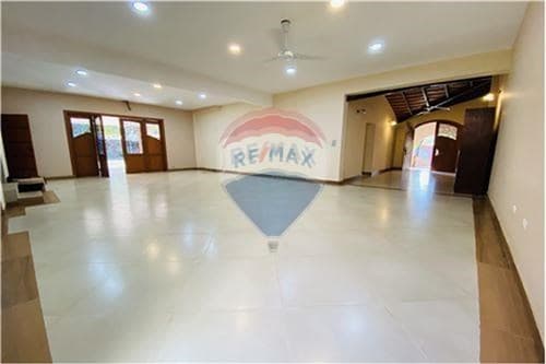 Casa-Alquiler-PY Central San Lorenzo, foto 5
