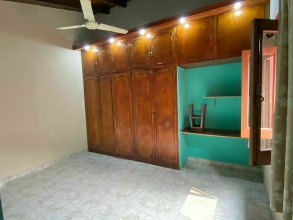 Amplia residencia en alquiler para empresas o vivienda — foto 2