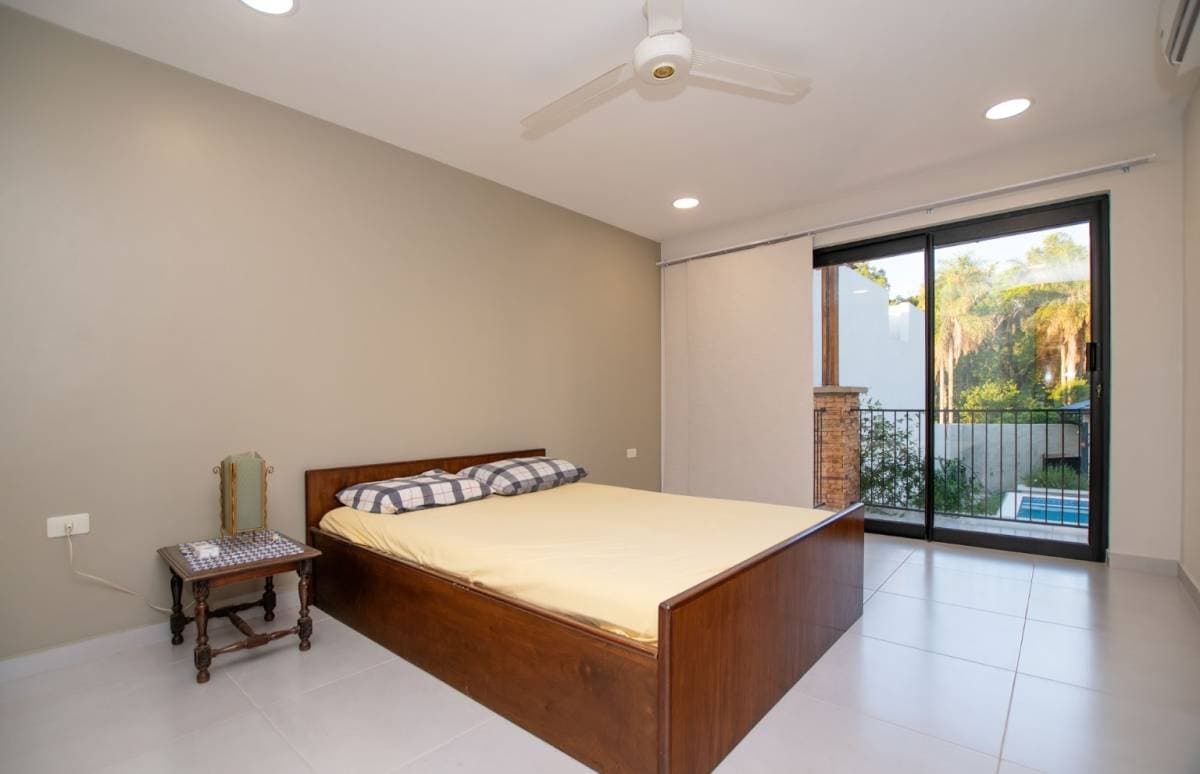 Preciosa casa en venta en San Bernardino, foto 2