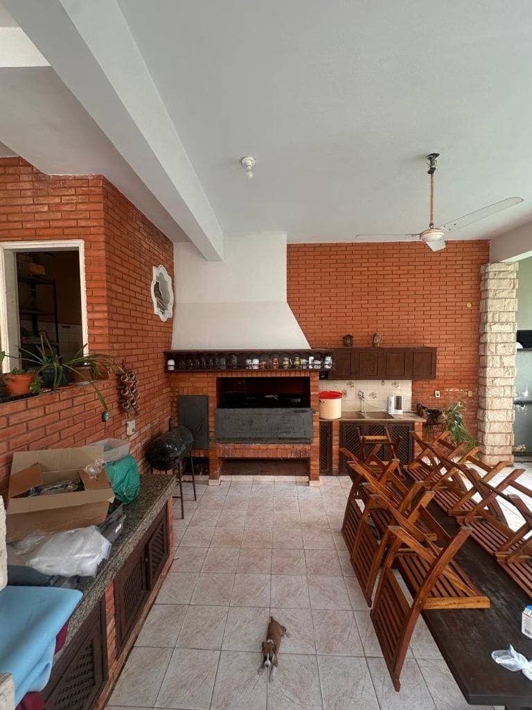 Se Vende Amplia Y Elegante Casa El Barrio Mburicaó, foto 4