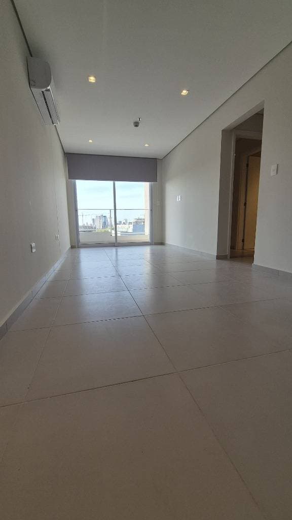 Dpto de 2 habitaciones y 2 cocheras en villamorra, foto 2