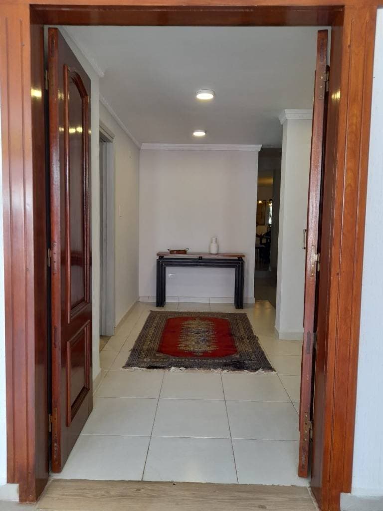 De residencia premium en barrio mburucuyá, foto 3