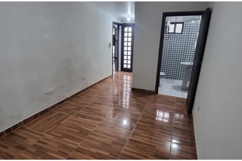 Casa en lambare barrio santa luisa, foto 5