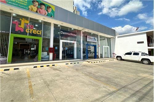 Alquilo local comercial en ycua sati