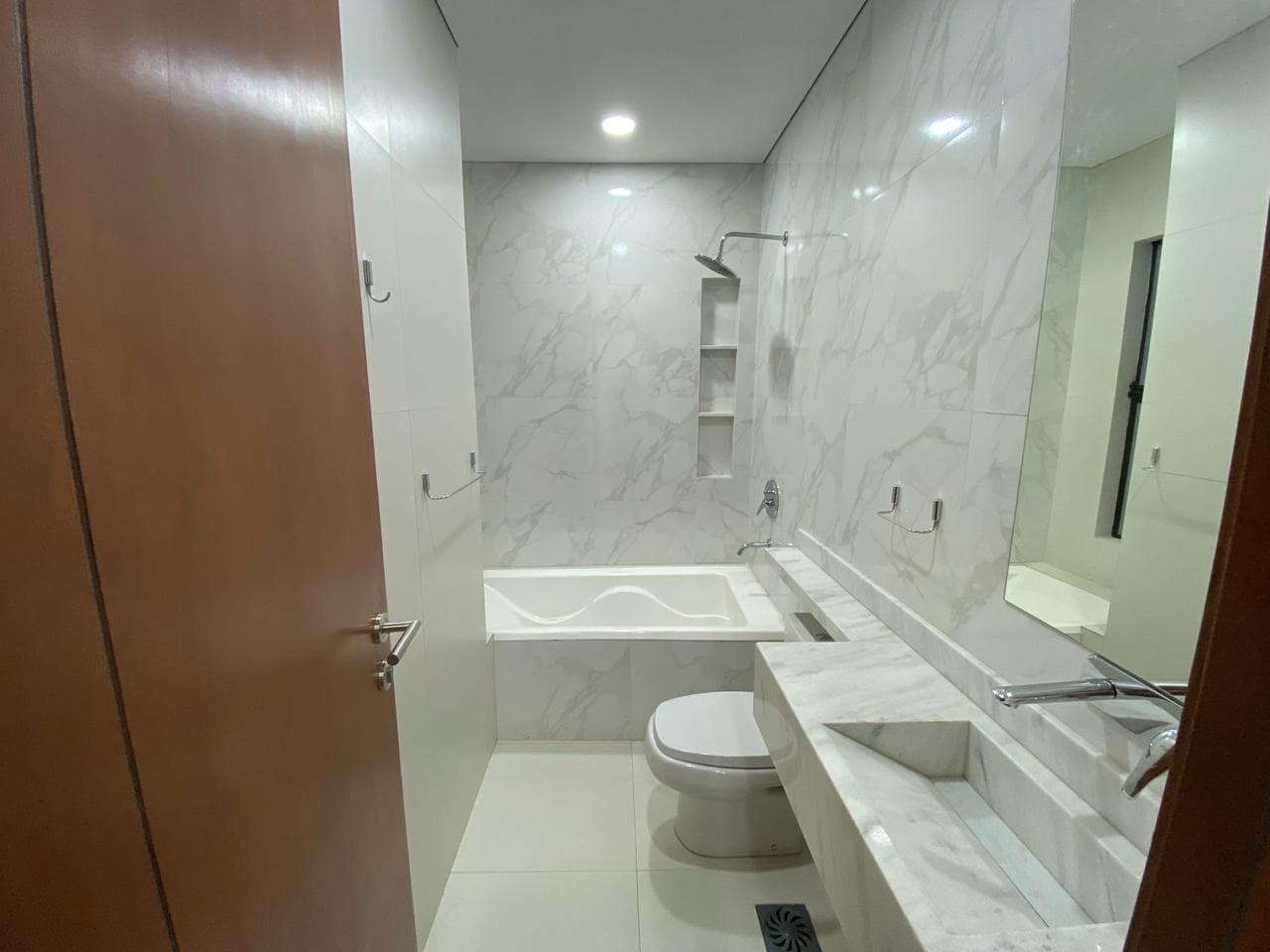 Moderna Casa En Barrio Cerrado - San Lorenzo, foto 4