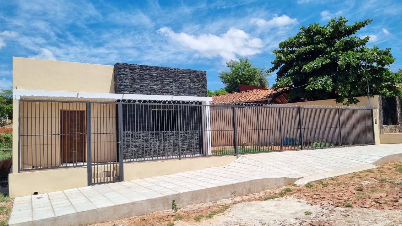 Hermoso chalet a estrenar en Villa Elisa - barrio centro — foto 2