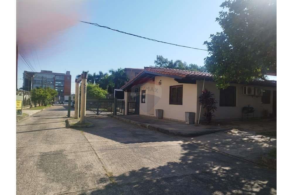 Apartamento amoblado zona aeropuerto, foto 2