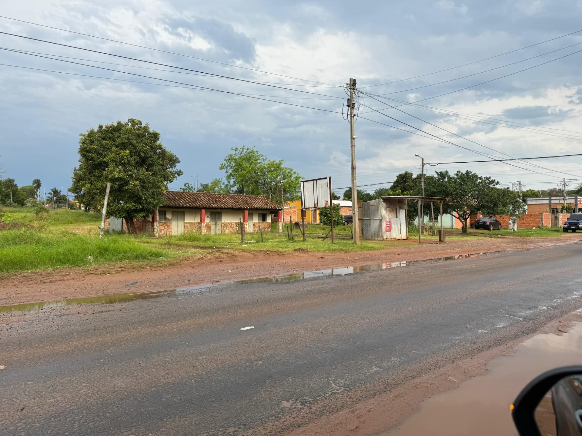 Terreno Comercial En Esquina Luque - Mora Cue, foto 3