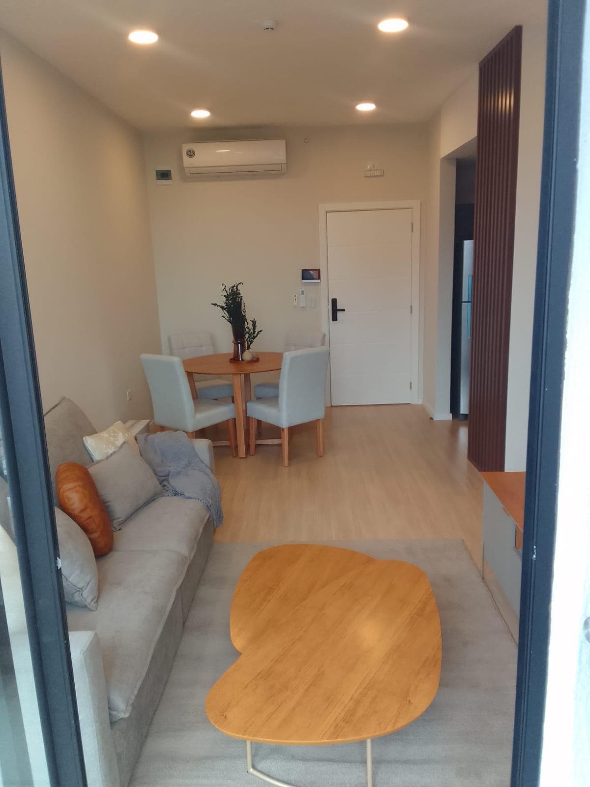 En alquiler depto de 2 dorm amoblado Villa Morra